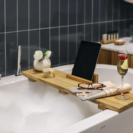 Ecole St. Pierre Hotel