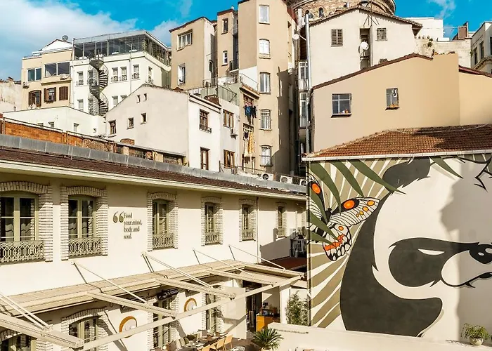 Ecole St. Pierre 3* Stambuł