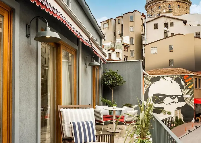 Ecole St. Pierre イスタンブール