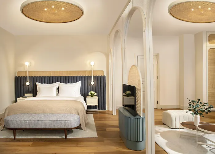 Hotel Ecole St. Pierre 3*