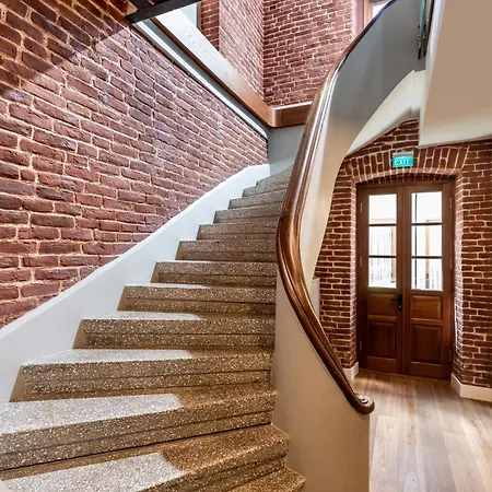 Hotel Ecole St. Pierre Istambul