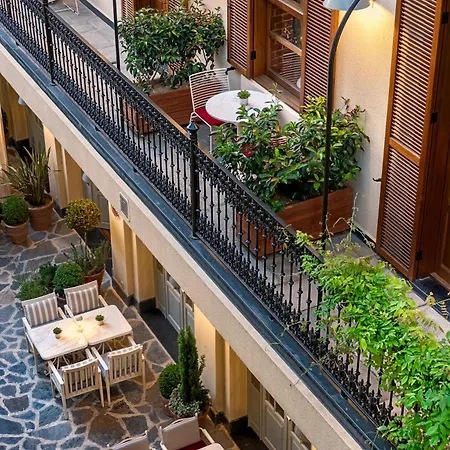 Ecole St. Pierre Hotell Istanbul