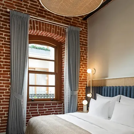 Ecole St. Pierre Hotell