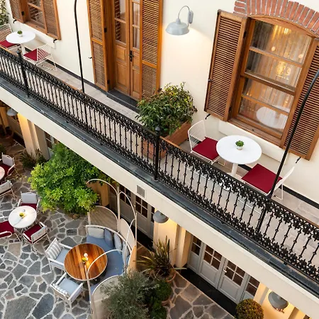 Ecole St. Pierre Hotell Istanbul