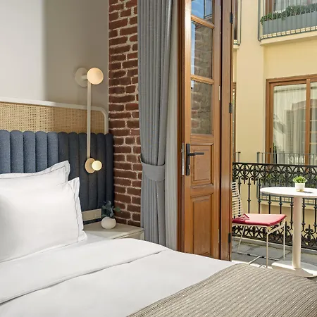 Ecole St. Pierre Hotell Istanbul