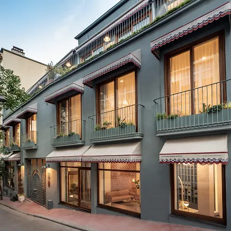 Ecole St. Pierre Hotell